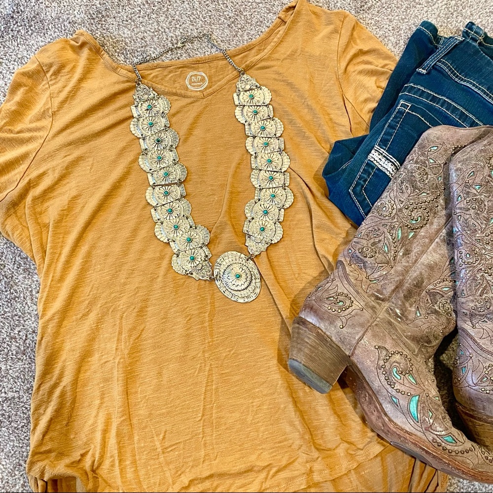 Long western boutique turquoise necklace